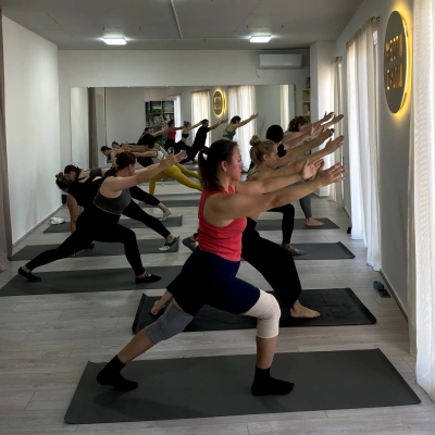 Утренняя йога с Оксаной Алендуковой