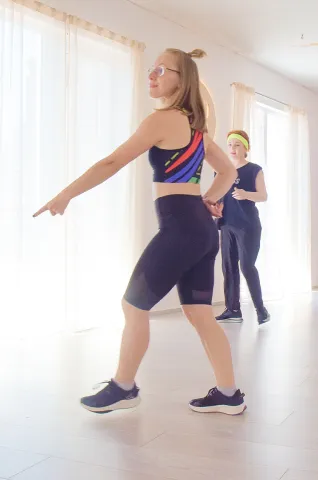 Зумба (Zumba) в Батуми: латиноамериканские динамичные танцы для похудения в студии «Место Силы».